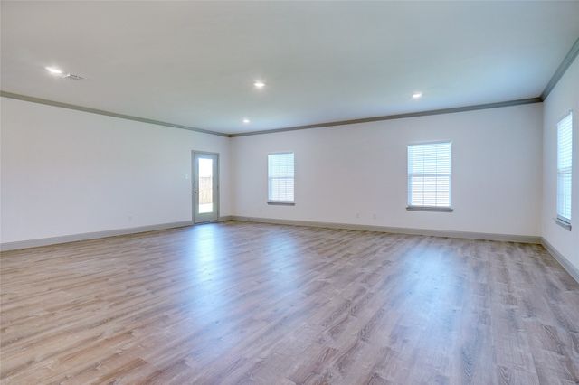 219 Community Drive, Lavon, TX 75166