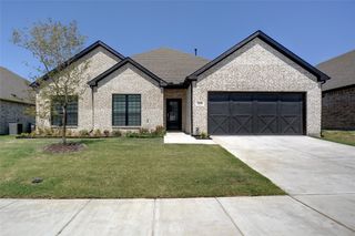 219 Community Drive, Lavon, TX 75166