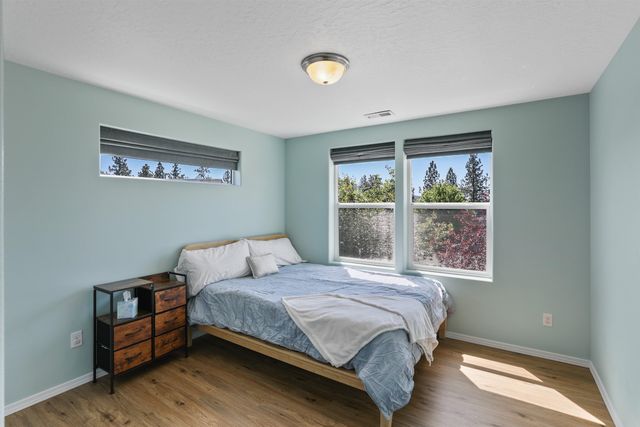 2217 S Lloyd Ct, Spokane, WA 99223