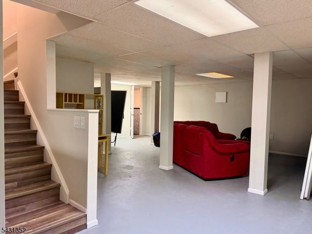 37 Highmount Ave, Warren Twp., NJ 07059