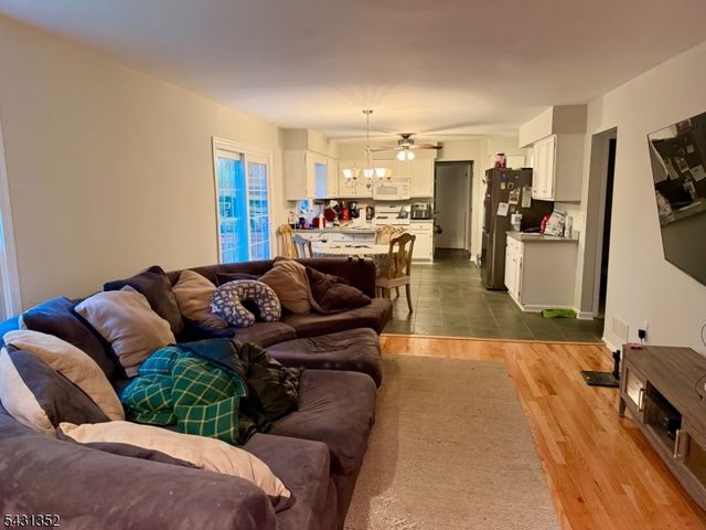 37 Highmount Ave, Warren Twp., NJ 07059