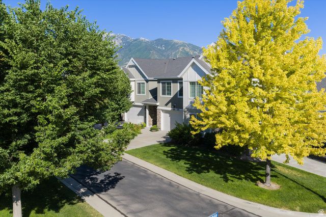 124 E MAHOGANY VIEW CT, Draper, UT 84020