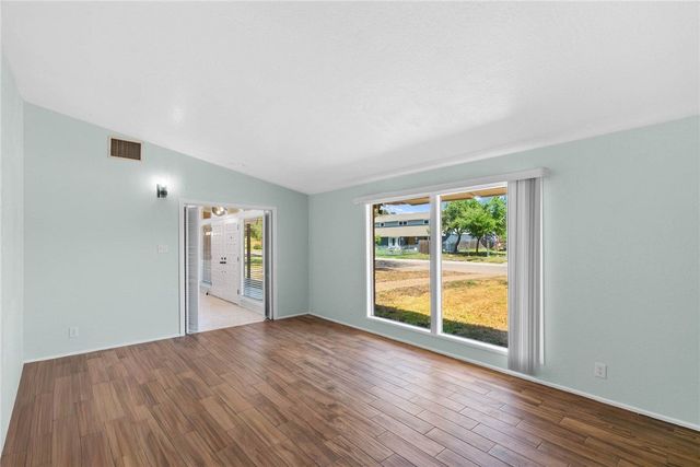 3445 Floyd St, Corpus Christi, TX 78411