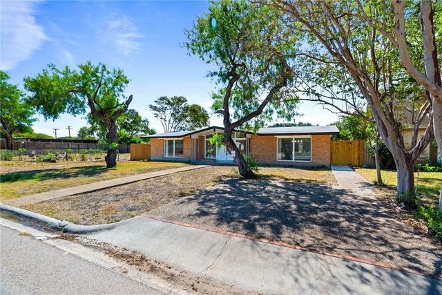 3445 Floyd St, Corpus Christi, TX 78411