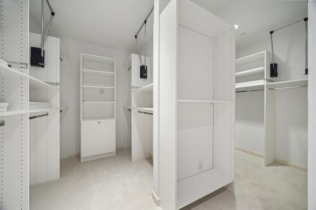 1100 Uptown Park Boulevard 23, Houston, TX 77056