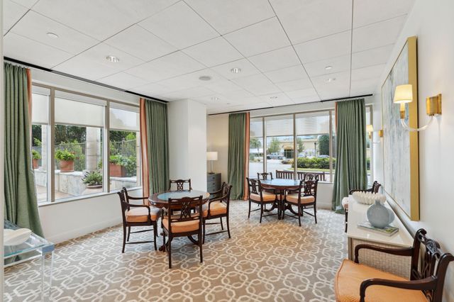 1100 Uptown Park Boulevard 23, Houston, TX 77056