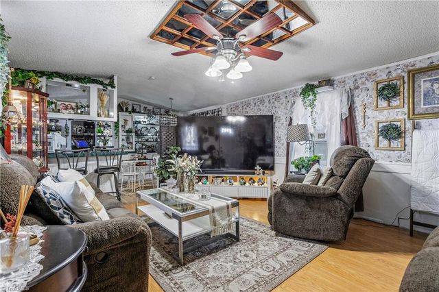 3402 Nc Highway 62, Liberty, NC 27298