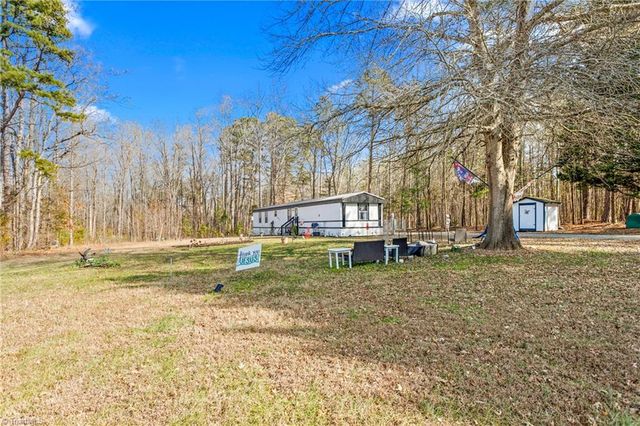 3402 Nc Highway 62, Liberty, NC 27298