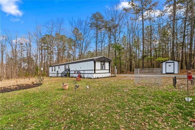 3402 Nc Highway 62, Liberty, NC 27298