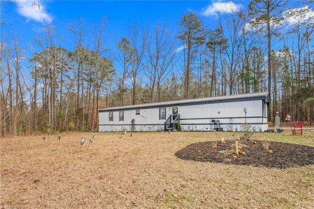 3402 Nc Highway 62, Liberty, NC 27298