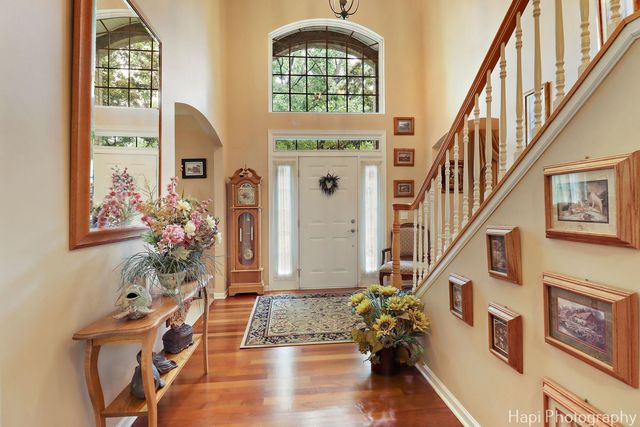 1606 Tecumseh Drive, Mchenry, IL 60050