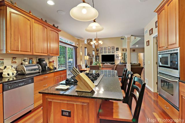 1606 Tecumseh Drive, Mchenry, IL 60050