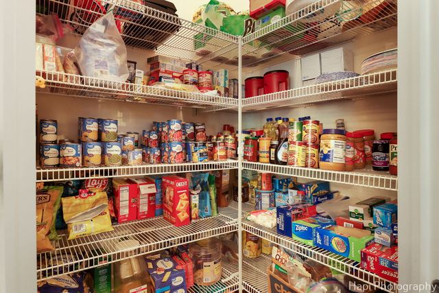 1606 Tecumseh Drive, Mchenry, IL 60050