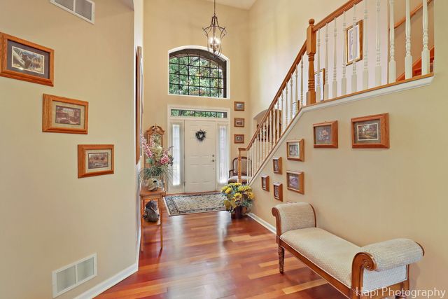 1606 Tecumseh Drive, Mchenry, IL 60050