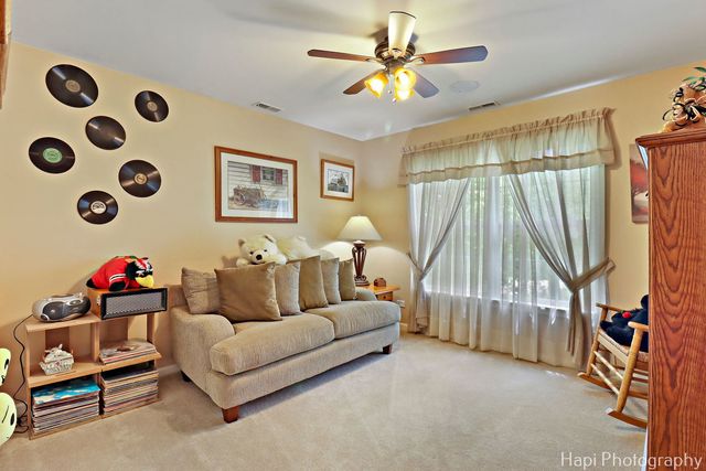 1606 Tecumseh Drive, Mchenry, IL 60050