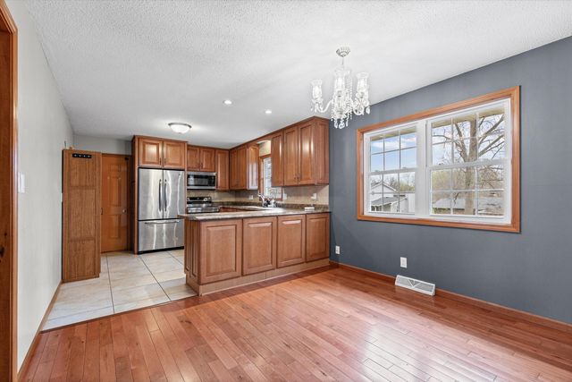 1418 EL CHAPARRAL AVE, Columbia, MO 65201