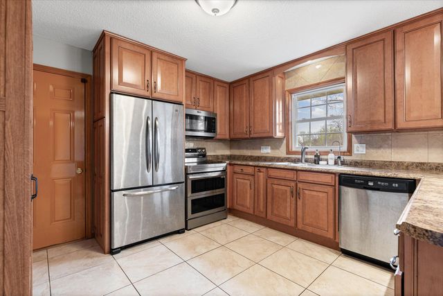 1418 EL CHAPARRAL AVE, Columbia, MO 65201