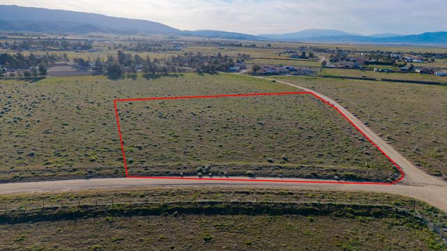 252 Eaglefall Avenue, Fairmont, CA 93536