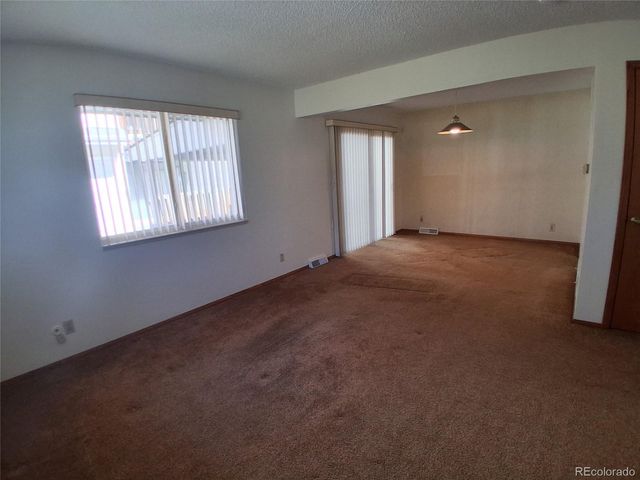 1135 S Oneida Street A, Denver, CO 80224