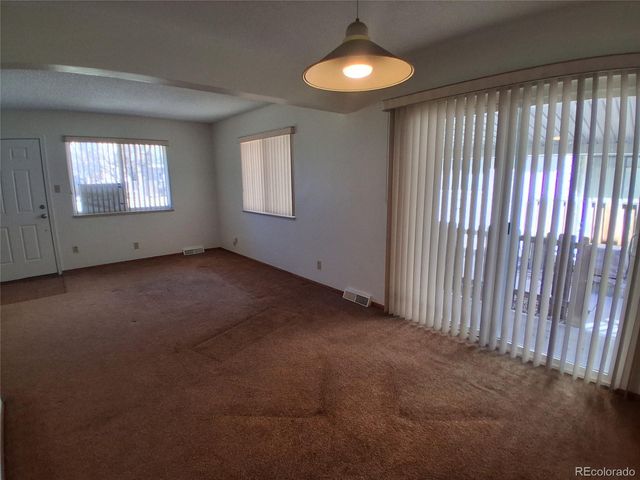 1135 S Oneida Street A, Denver, CO 80224