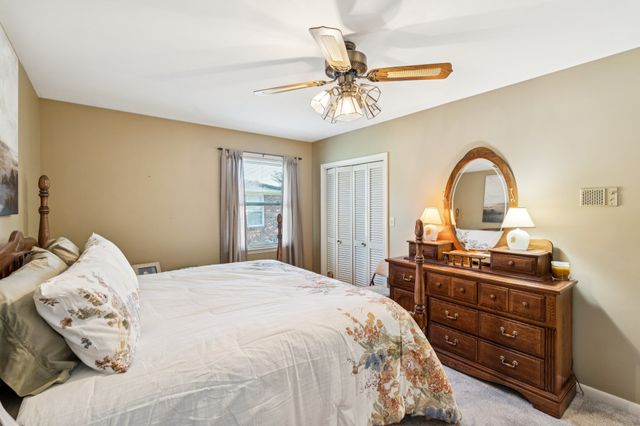 126 Oak Hill Dr, Lebanon, TN 37087