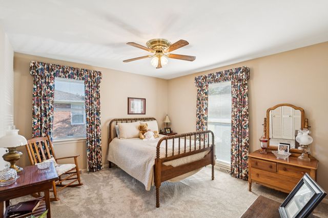 126 Oak Hill Dr, Lebanon, TN 37087