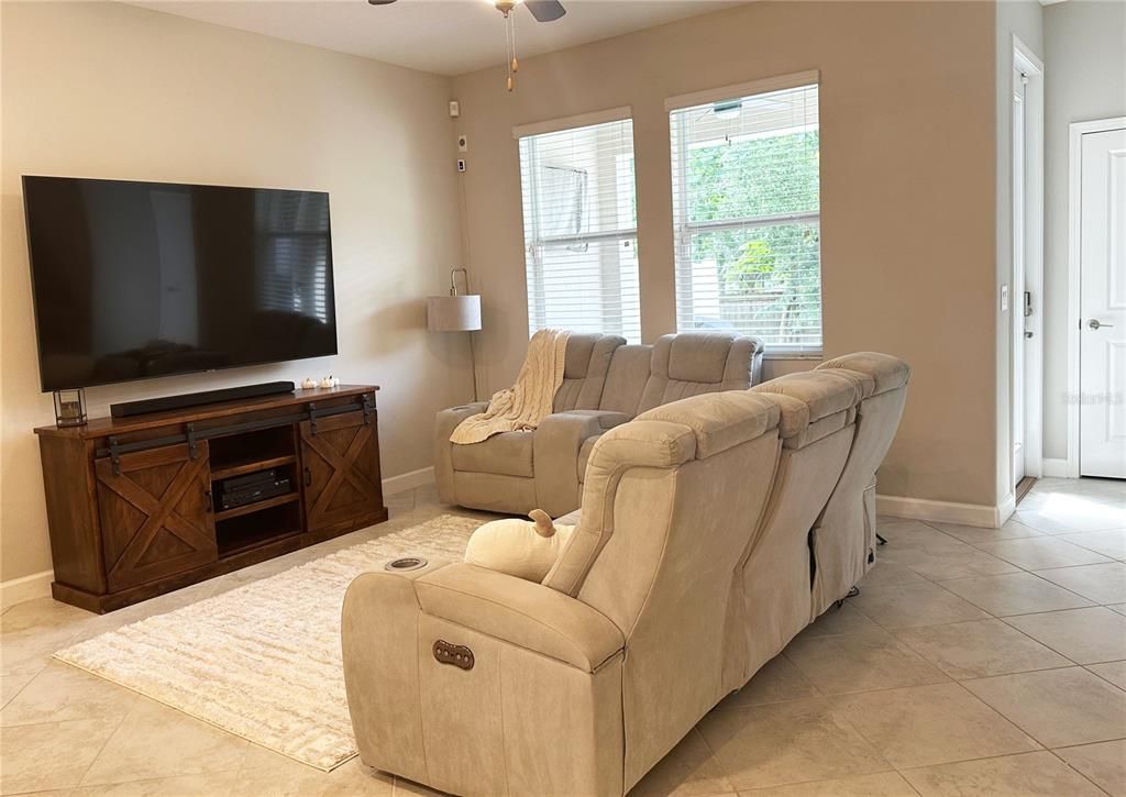 Image 11 of property listing at 6642 ROCKY PARK STREET, Tampa, FL 33625