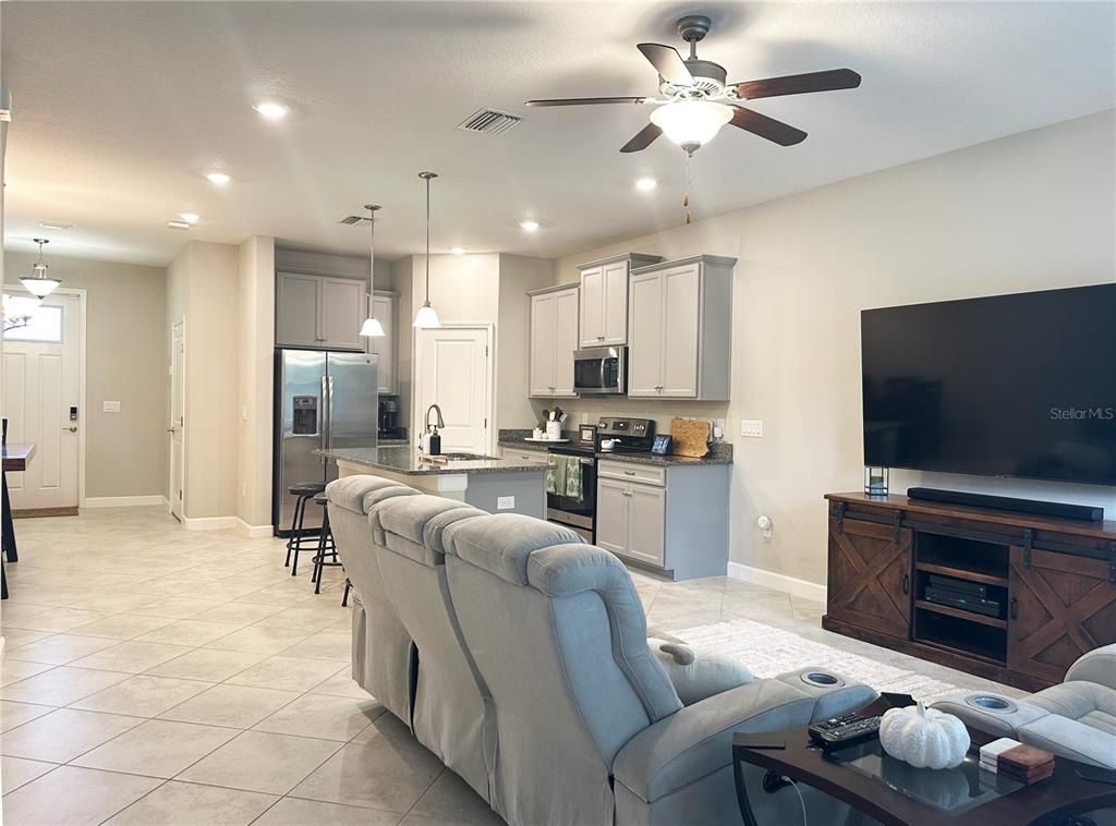Image 12 of property listing at 6642 ROCKY PARK STREET, Tampa, FL 33625