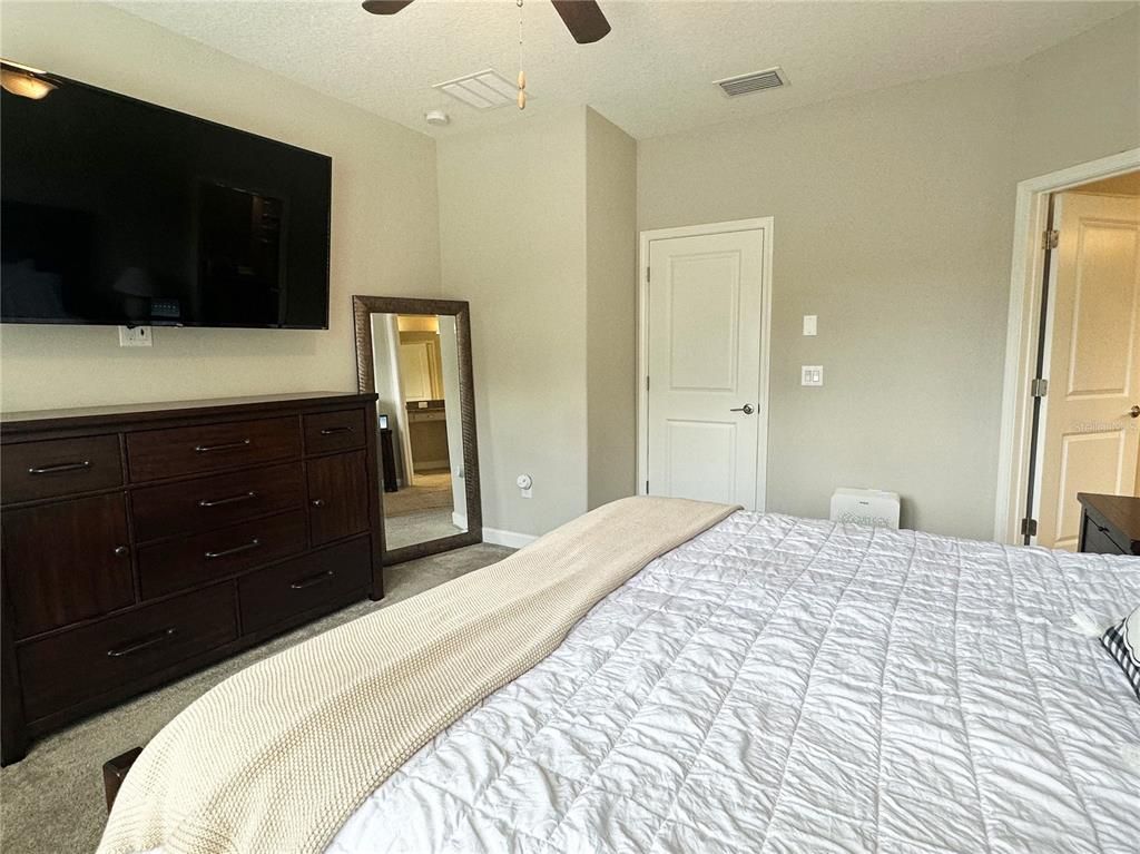 Image 23 of property listing at 6642 ROCKY PARK STREET, Tampa, FL 33625