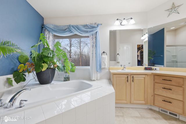 1356 E Hidden Ranch Loop, Palmer, AK 99645