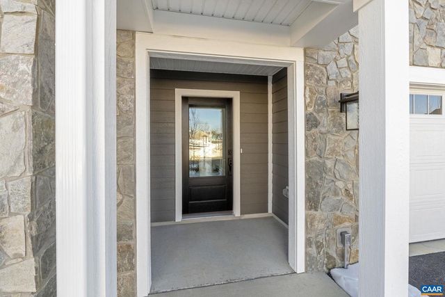 3046 FARROW CIR, Charlottesville, VA 22901