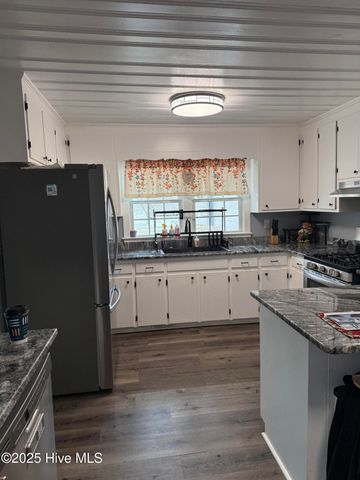 865 Pine Ridge Road, Zebulon, NC 27597