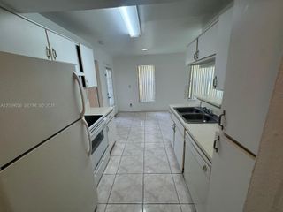 8793 NW 39th Street 7 blgd, Sunrise, FL 33351