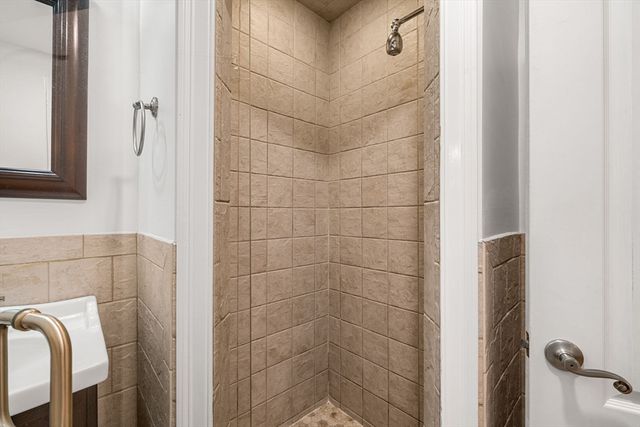 102 Boston St 1, Boston, MA 02125