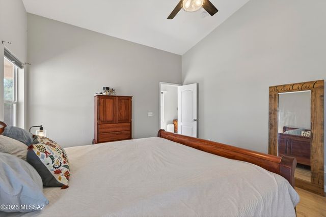 7449 W Mission View Place, Tucson, AZ 85743