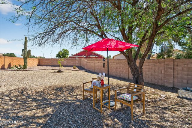 7449 W Mission View Place, Tucson, AZ 85743