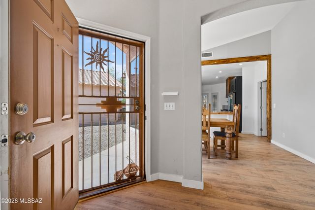 7449 W Mission View Place, Tucson, AZ 85743