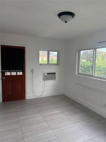 1170 NW 90th St 1170, Miami, FL 33150