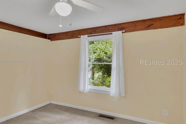 9 Palmetto Beach Dr, Bluffton, SC 29910