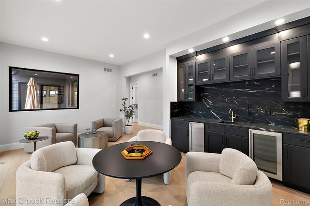 1541 Shipman Boulevard, Birmingham, MI 48009