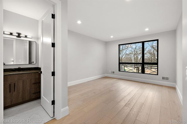 1541 Shipman Boulevard, Birmingham, MI 48009