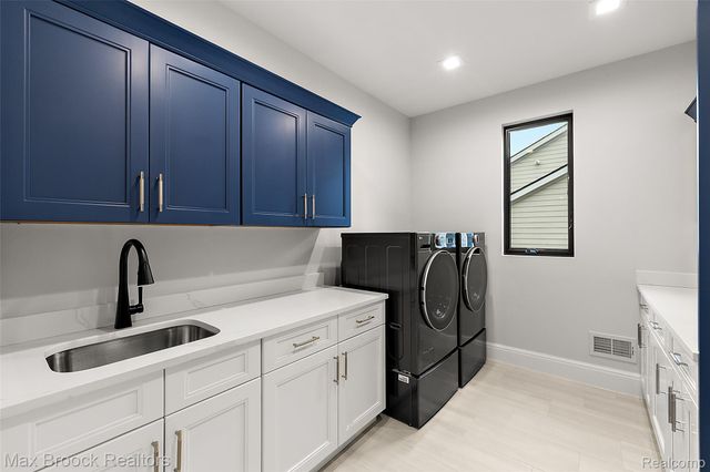 1541 Shipman Boulevard, Birmingham, MI 48009