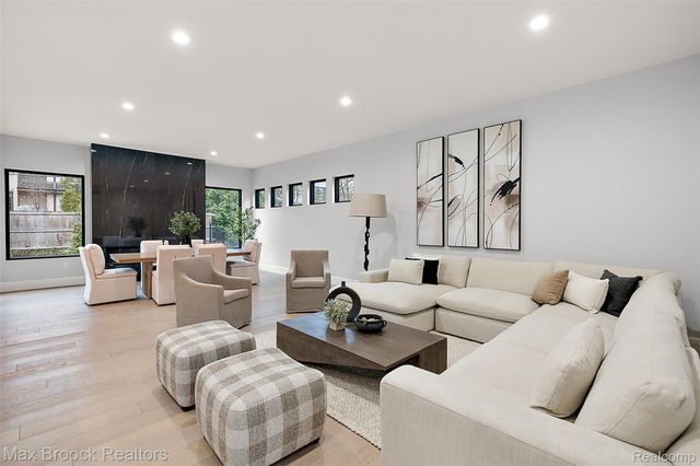 1541 Shipman Boulevard, Birmingham, MI 48009