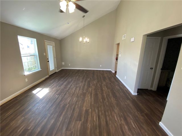 7252 The Mansions Dr D-3, Corpus Christi, TX 78414