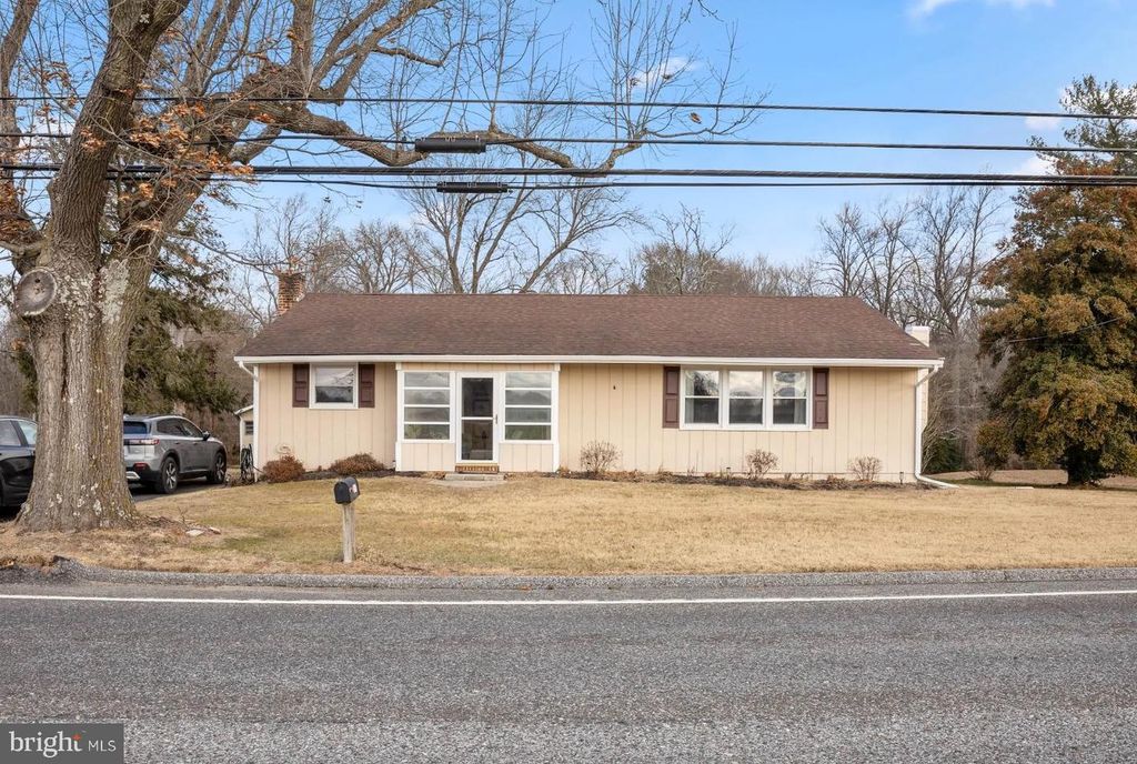 257 CHAPEL HEIGHTS RD, Sewell, NJ 08080