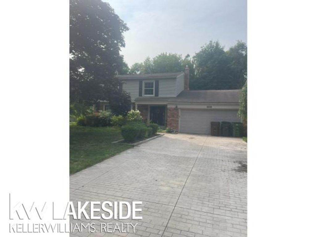 8698 Hedgeway Drive, Shelby Twp, MI 48317