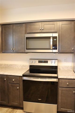 12574 Chardin Place 4, St Louis, MO 63128