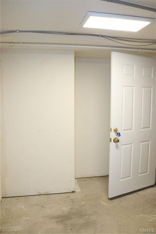 12574 Chardin Place 4, St Louis, MO 63128