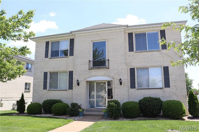 12574 Chardin Place 4, St Louis, MO 63128