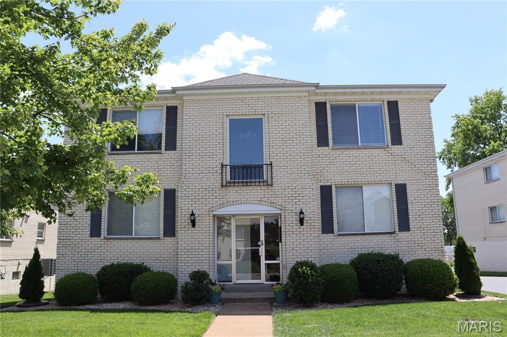 12574 Chardin Place 4, St Louis, MO 63128